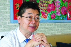 Edmond Yu Chi-shing, consultant psychogeriatrician at Kwai Chung Hospital, pioneered mahjong as a treatment for dementia patients